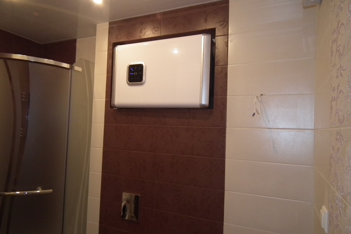 Водонагреватель накопительный 80 горизонтальный Аристон