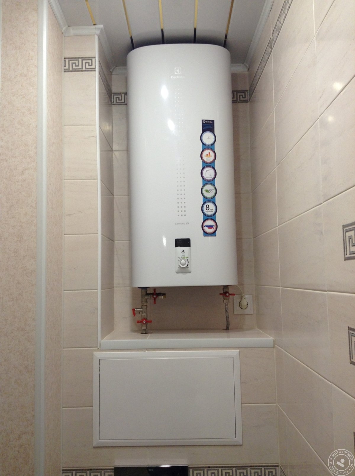 Накопительный водонагреватель в нише