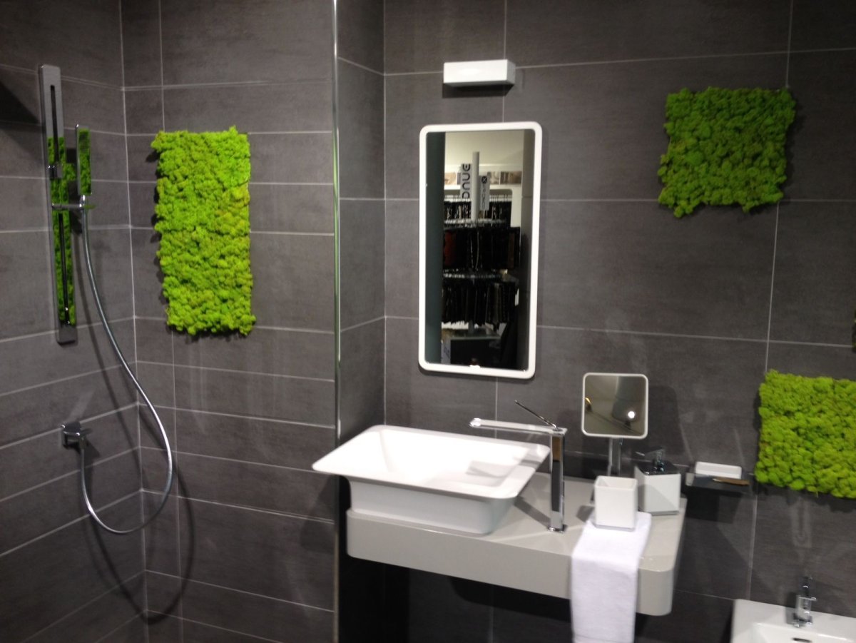 Стабилизированный мох в ванной