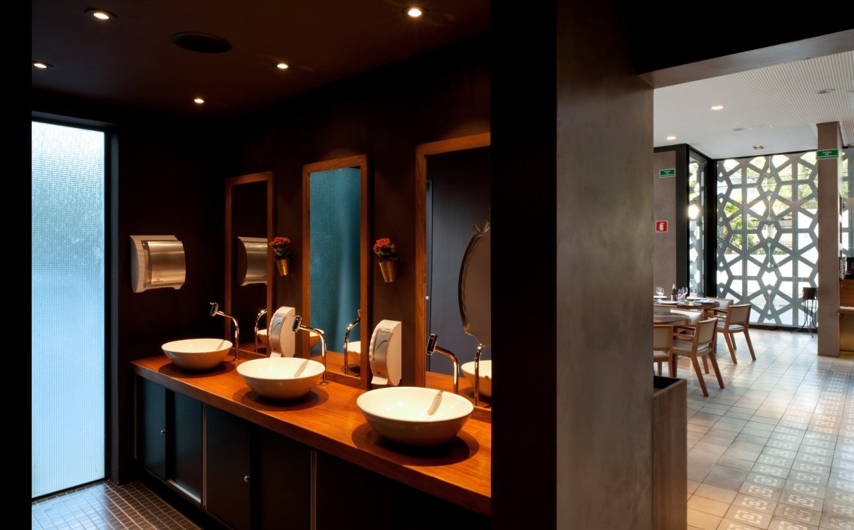 Санузел в ресторане