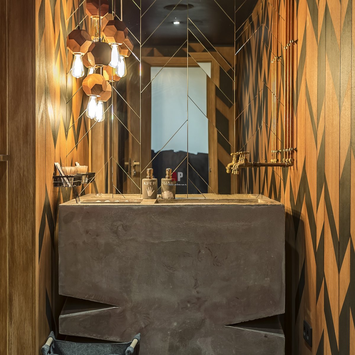 Туалетная комната в ресторане