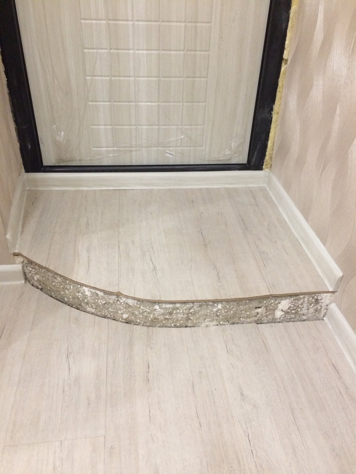 Гидроизоляционный порожек в ванной