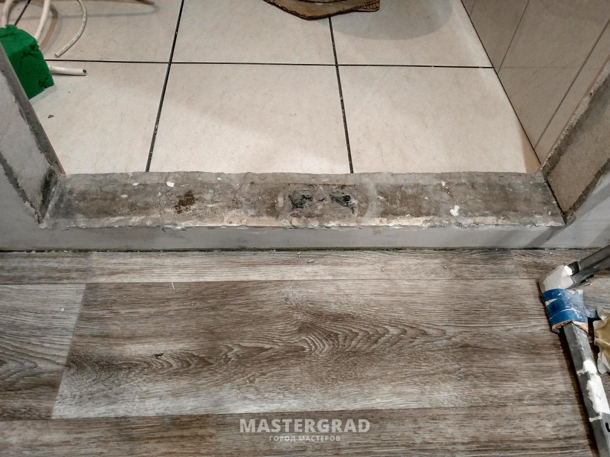 Стык разных плиток