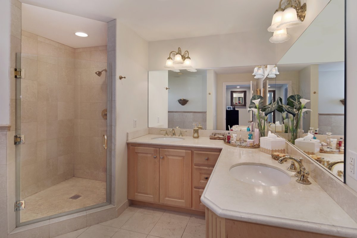 Современные Ванные комнаты