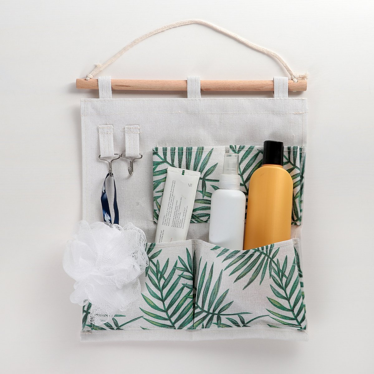 Полочки в ванную комнату