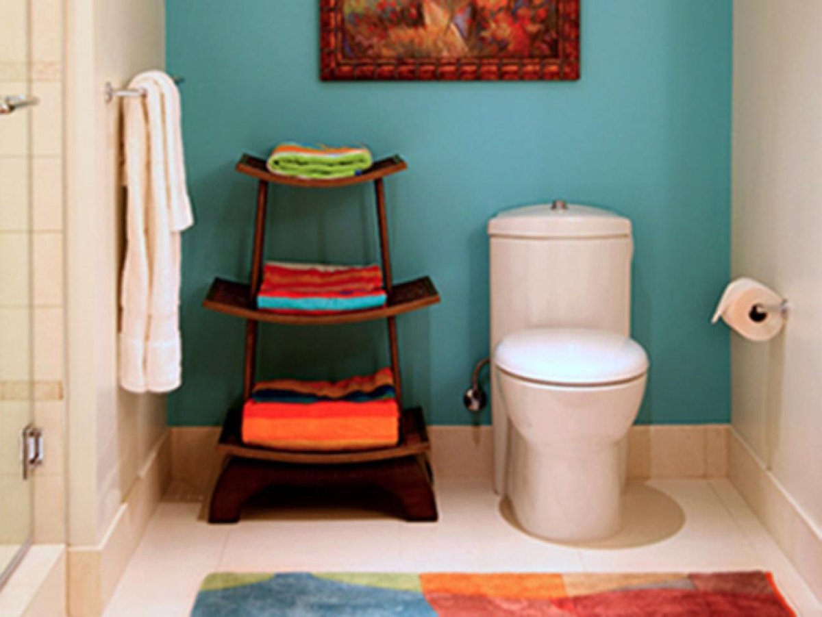 Полки для хранения полотенец в ванной