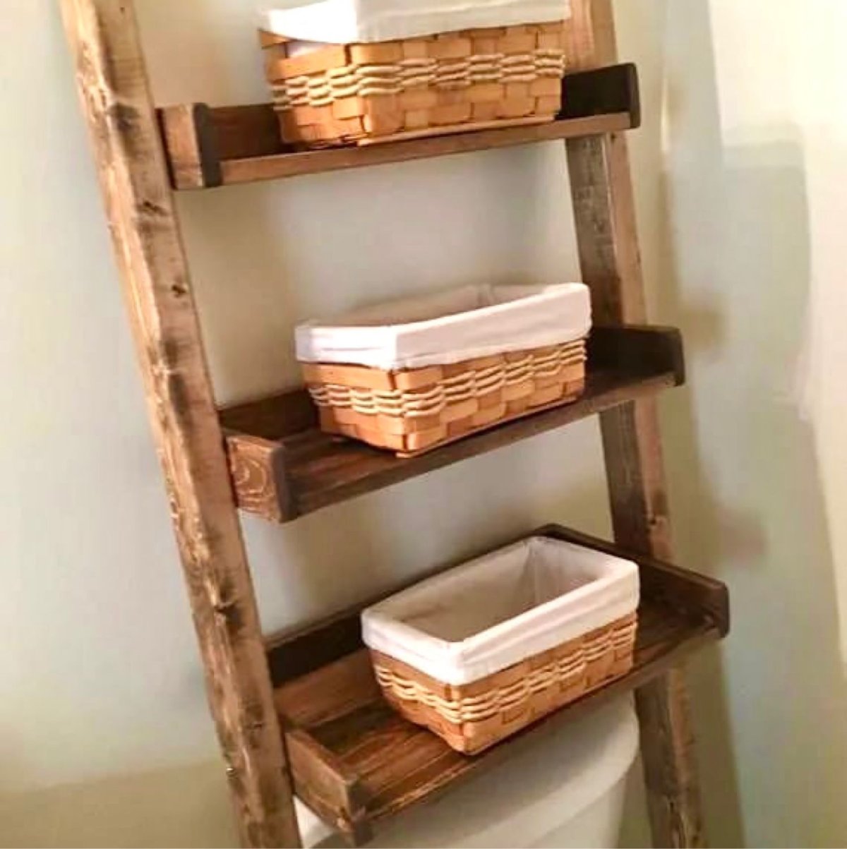 Декоративная лестница в интерьере