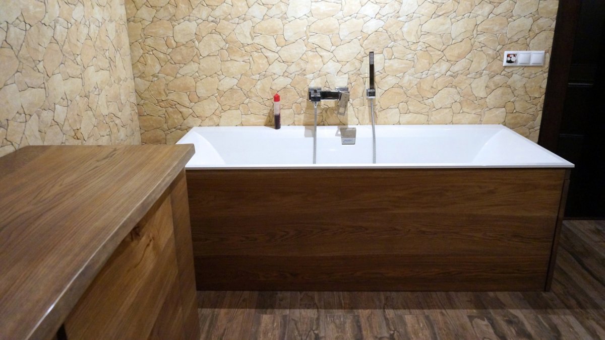 Экран под ванную под дерево