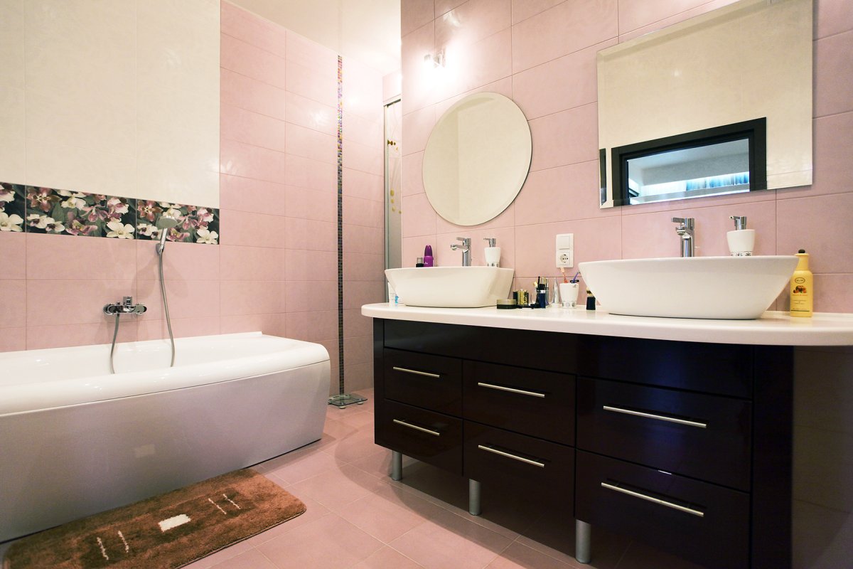 Дизайн ванной с самоклеющейся пленкой