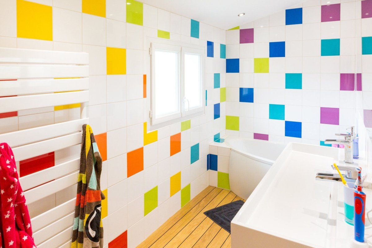 Обои мятного цвета для спальни Леруа