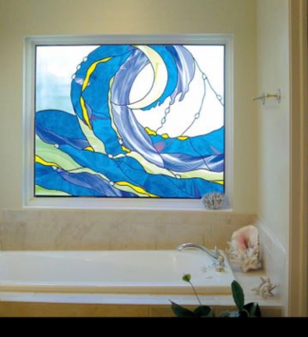 Пленка для окна ванной