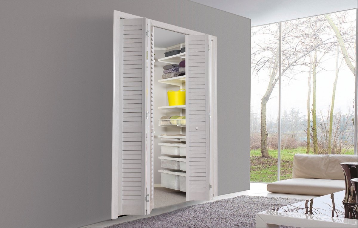 Дверцы жалюзи темные