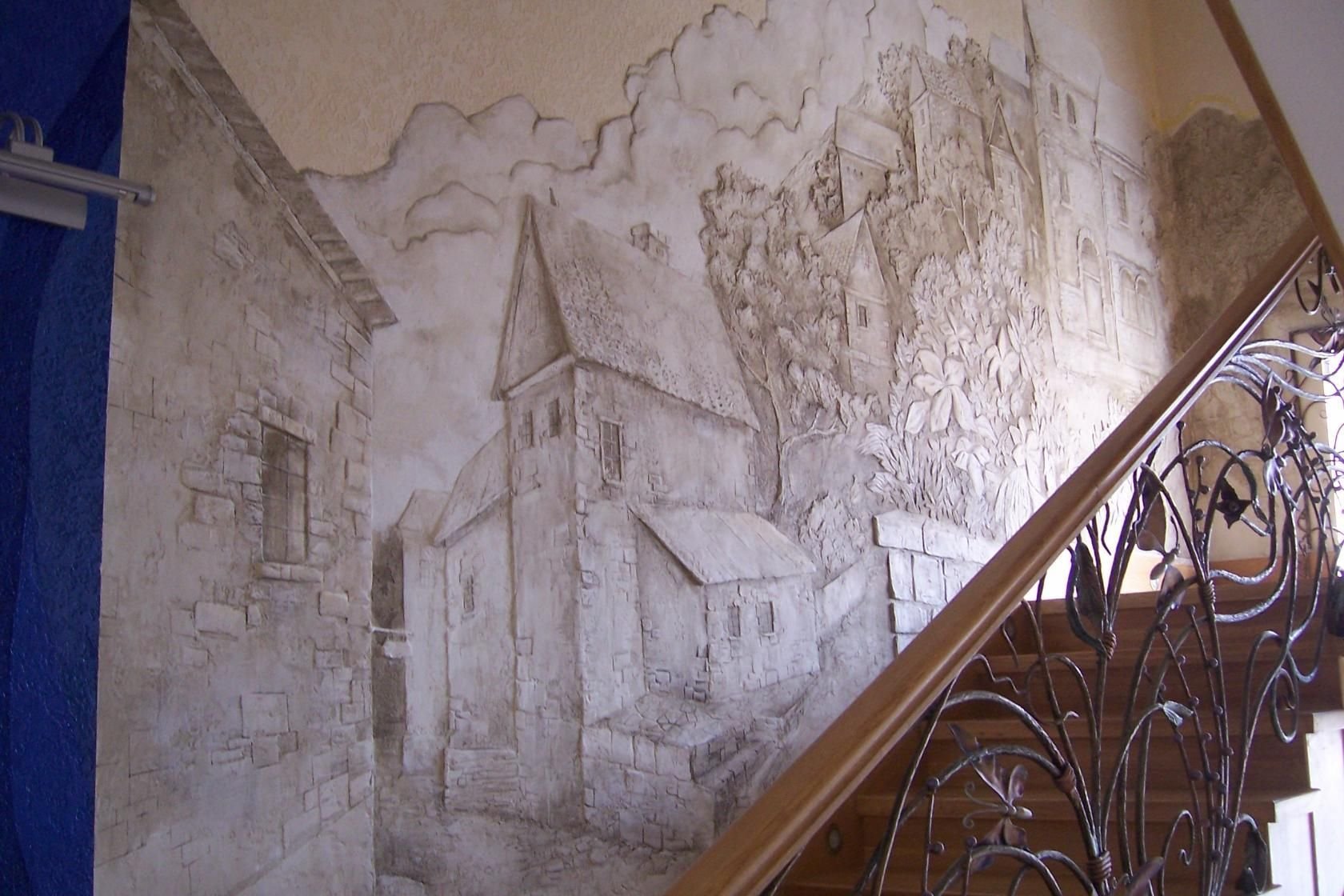 фреска в интерьере на лестнице