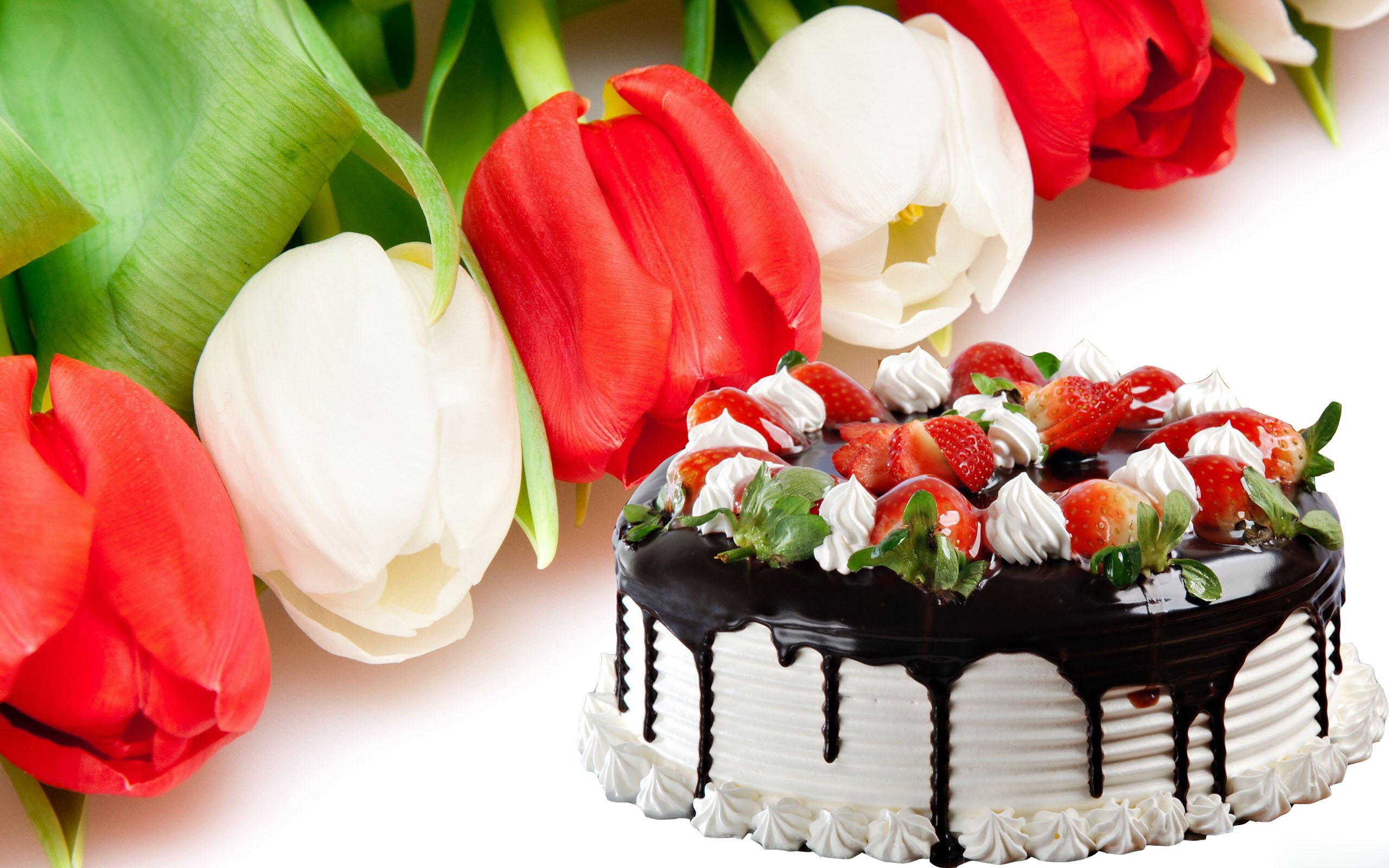 Открытка торт с днем рождения женщине. Тортик с днем рождения. Торт цветы. Открытки цветов с днем рождения. Открытка торт.