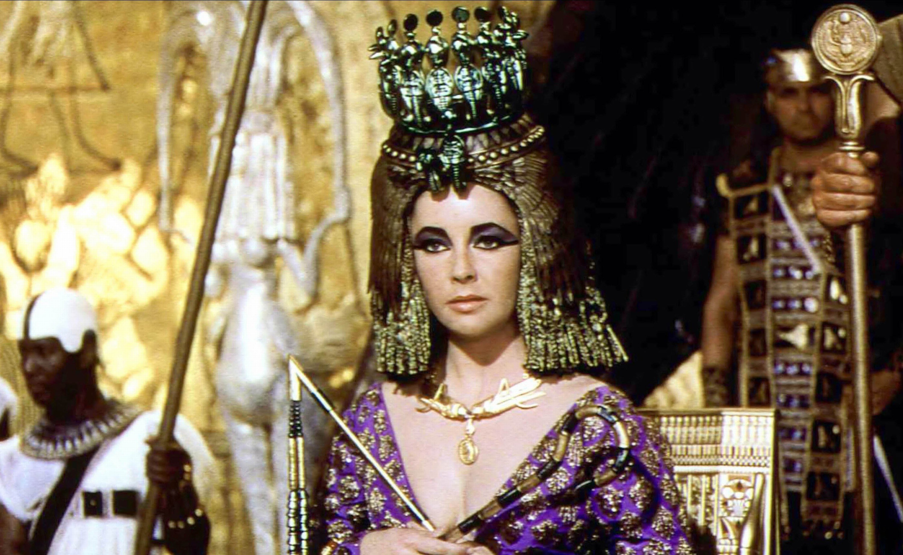 Роль клеопатры сыграла. Элизабет Тейлор Клеопатра. Клеопатра 1963. Элизабет Тейлор, «Клеопатра» (1963).