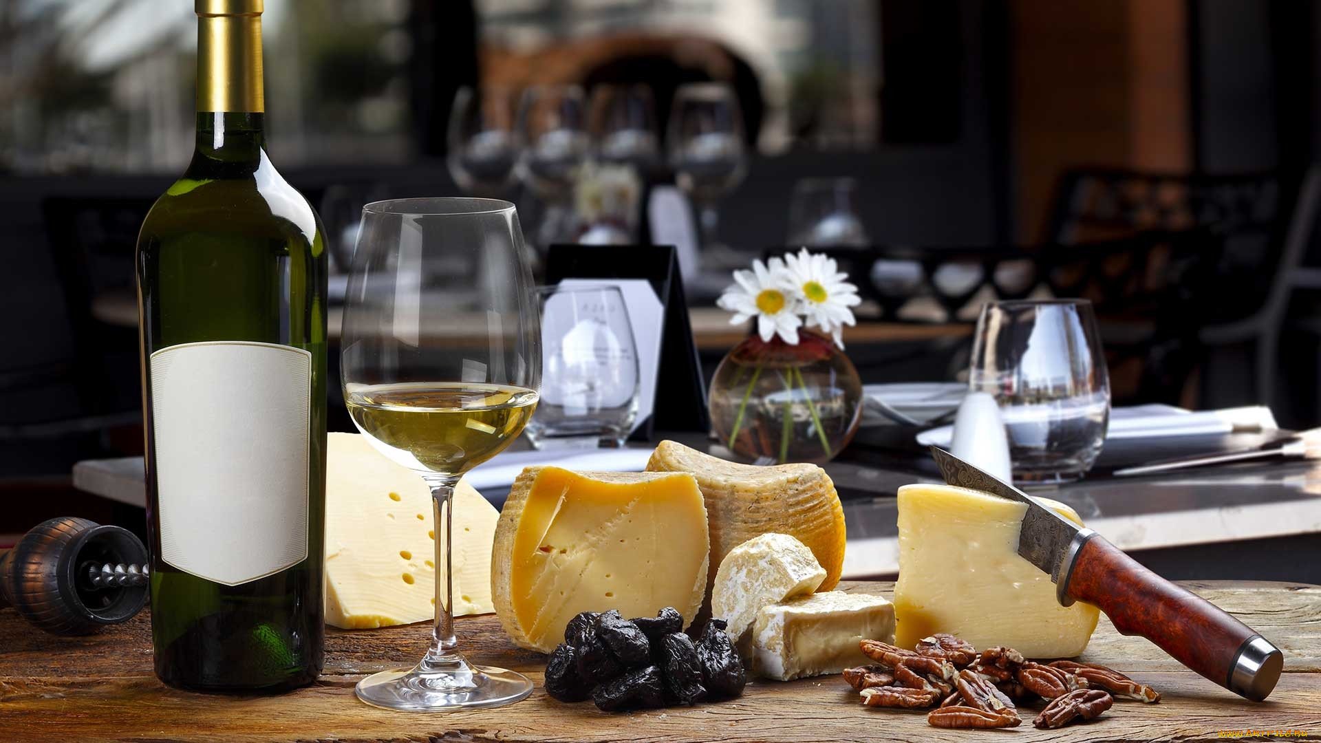 Сыр вино санкт петербург. Вино и сыр. Белое вино. Белое вино и сыр. Грузинские сыры и вино.