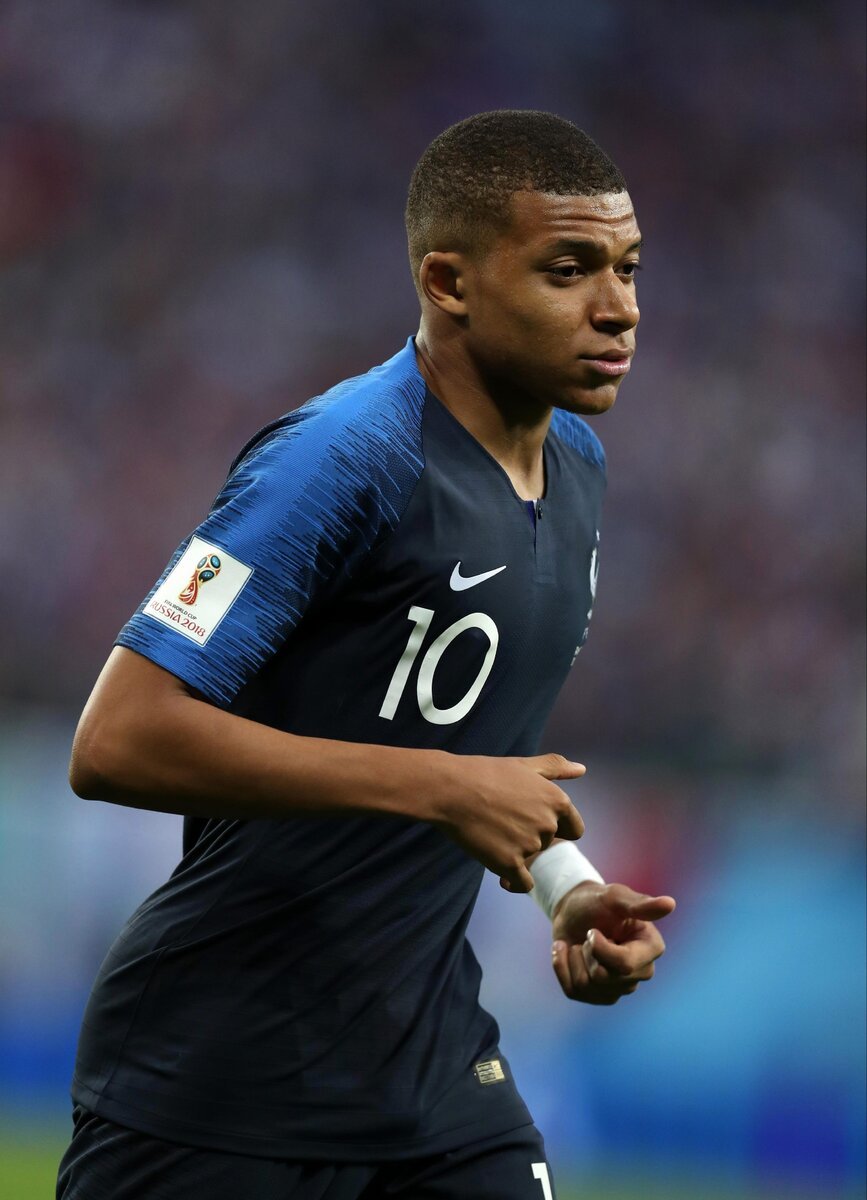 Mbappe футболист