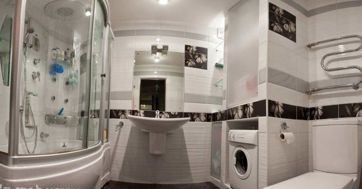 Ванна совмещенная с душевой кабиной