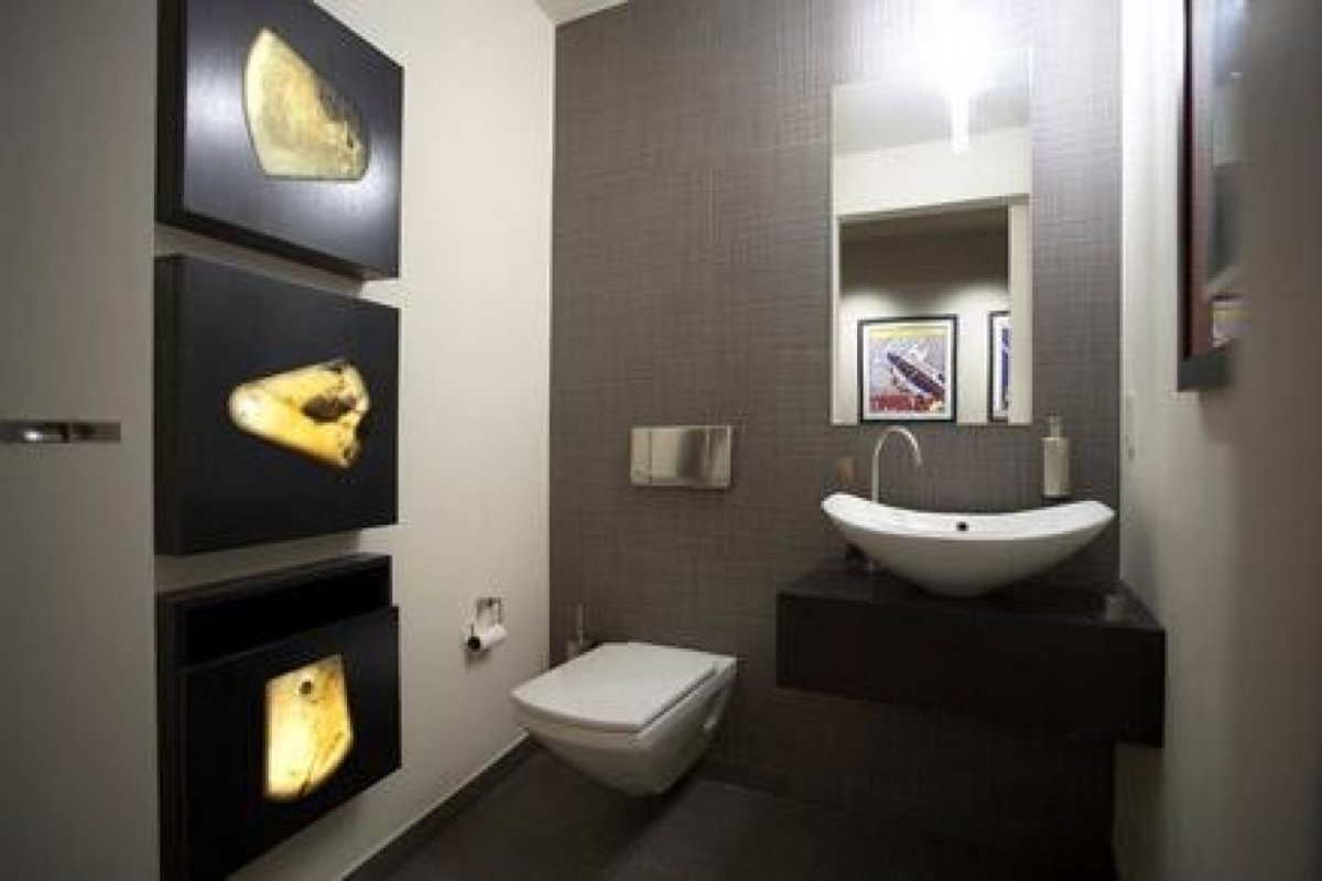 Идеи освещения в туалете