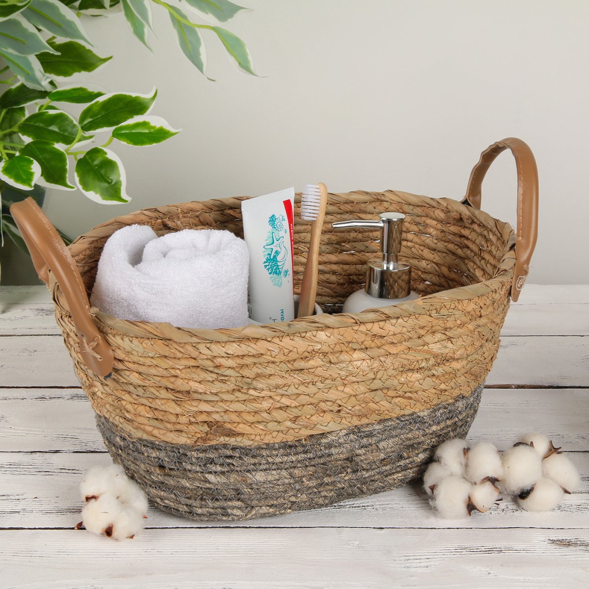 Вязаные корзины голубая