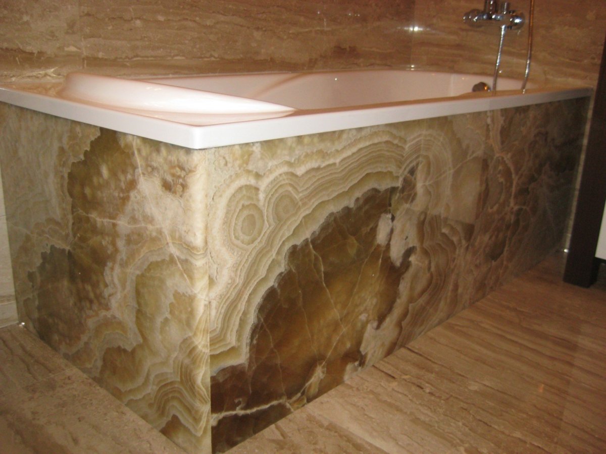 Ванна встроенная в подиум