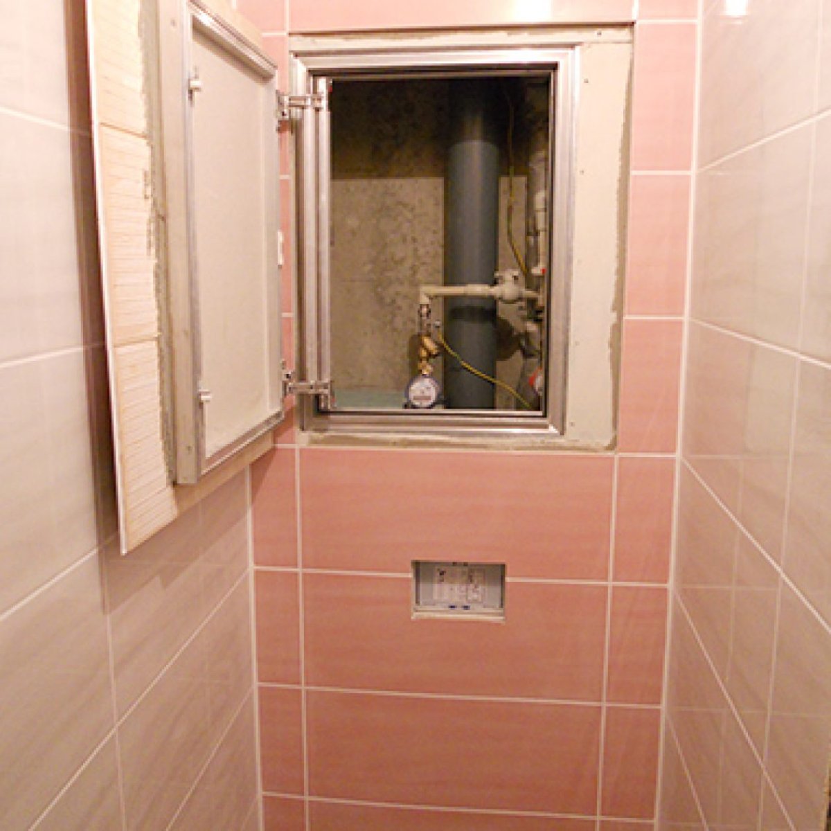 Сервисный лючок санузлов вс