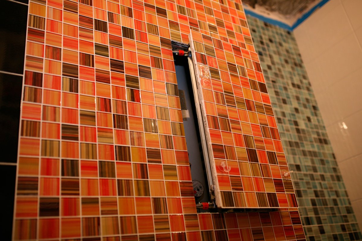 Скрытый люк под мозаику