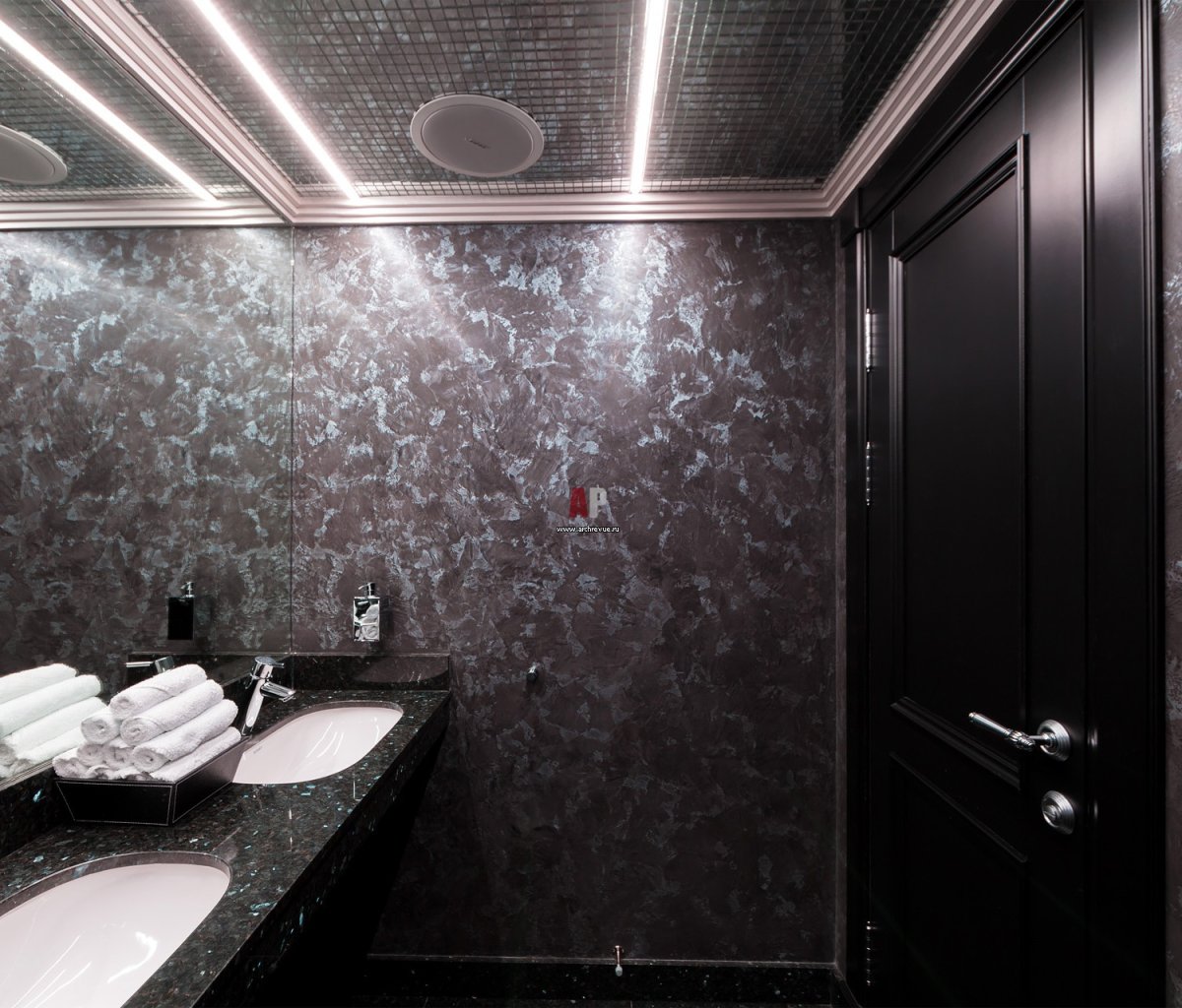 Туалет в черно белом стиле