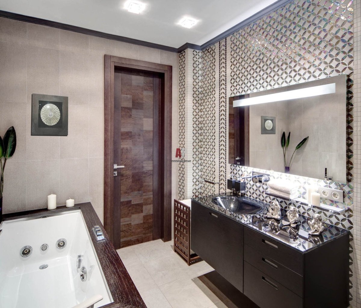 Зеркальная мозаика в ванной