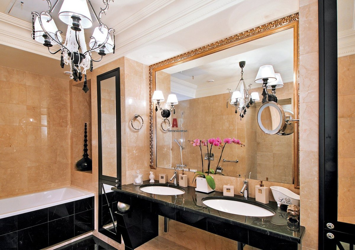 Большое зеркало в ванную