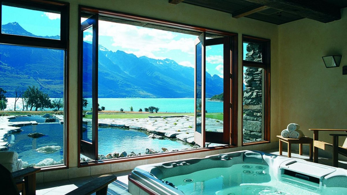 Джакузи с видом на горы