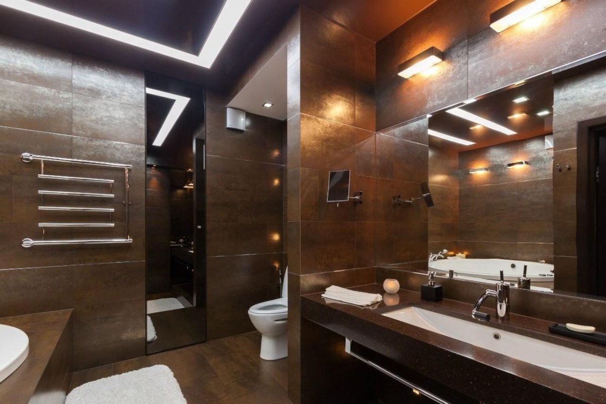 Ванная отделанная лиственницей