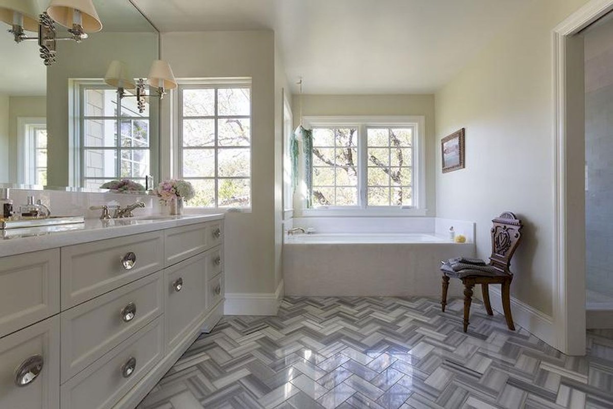 Ванная плитка елочкой