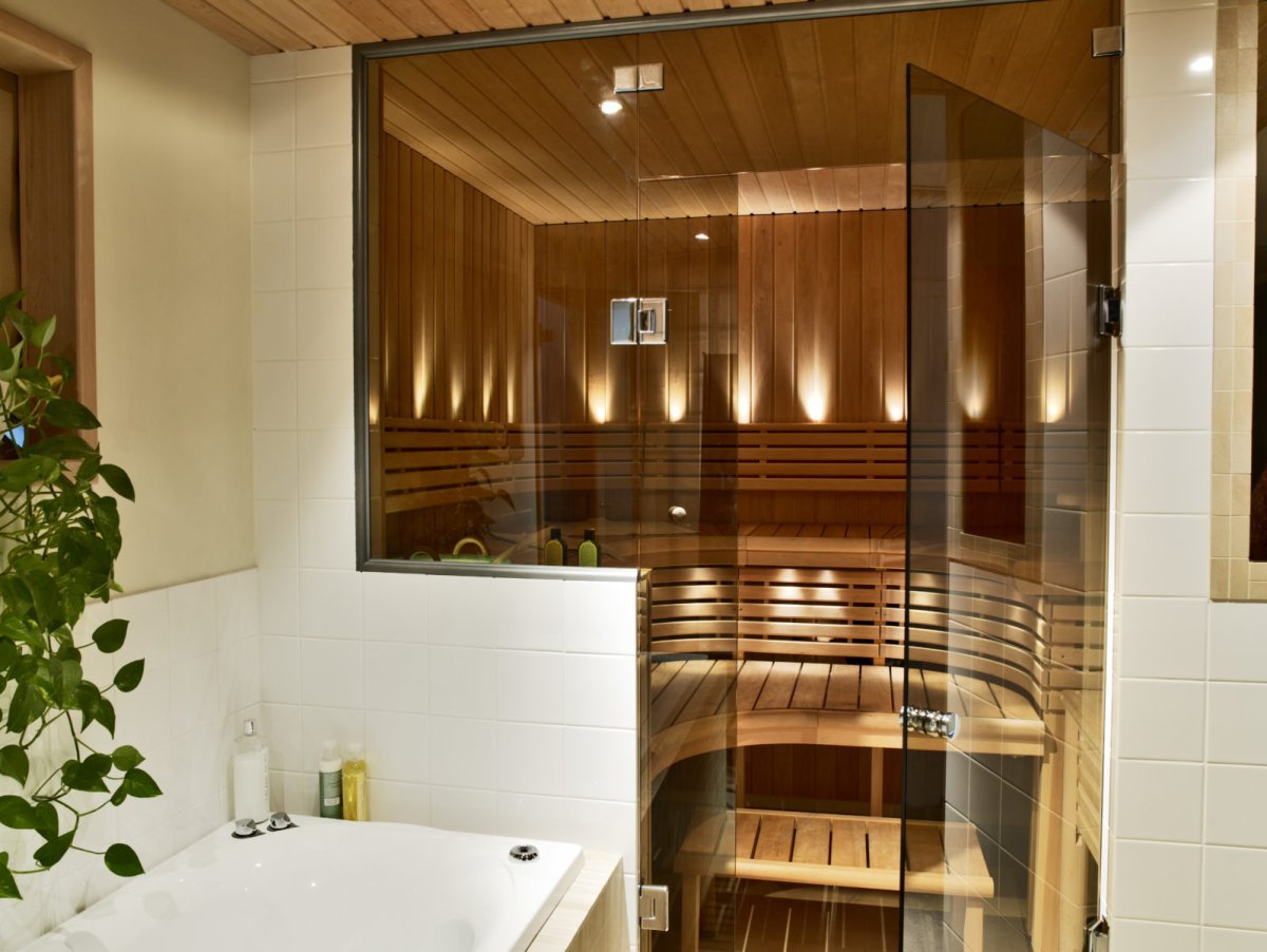 Встроенные бани в доме