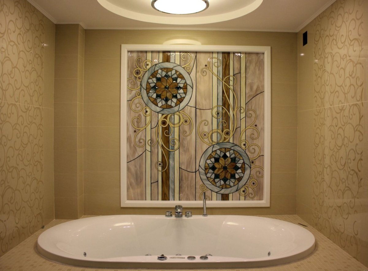 Цветные витражи в интерьере