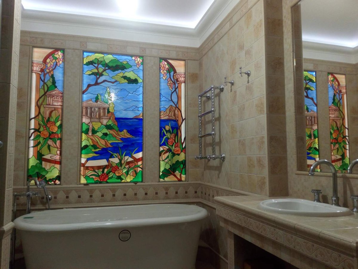 Витраж в ванной