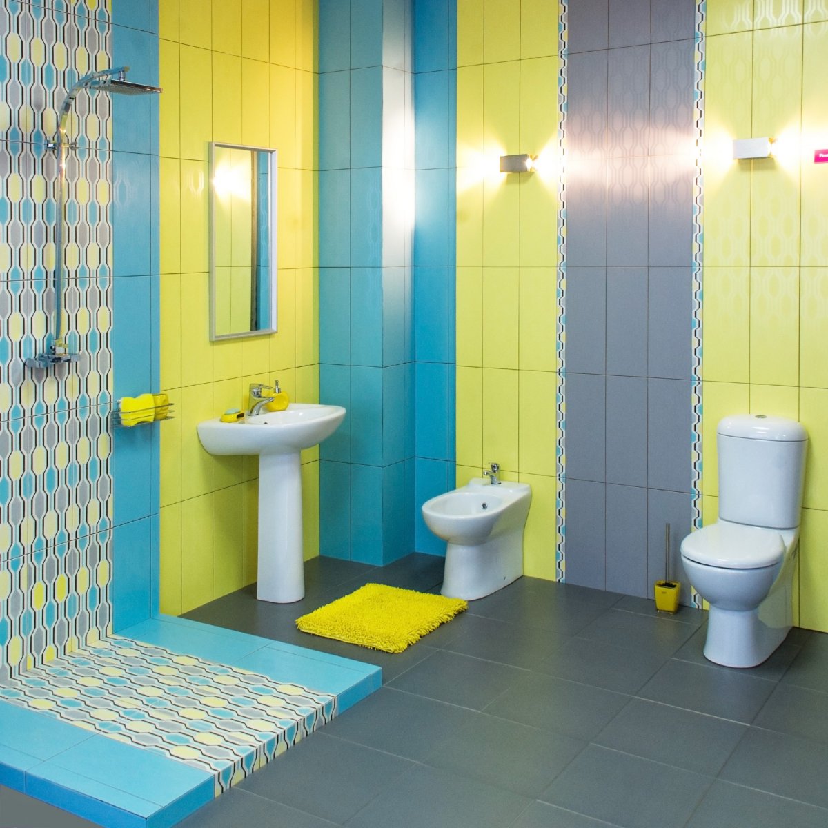 Желто голубая ванная комната