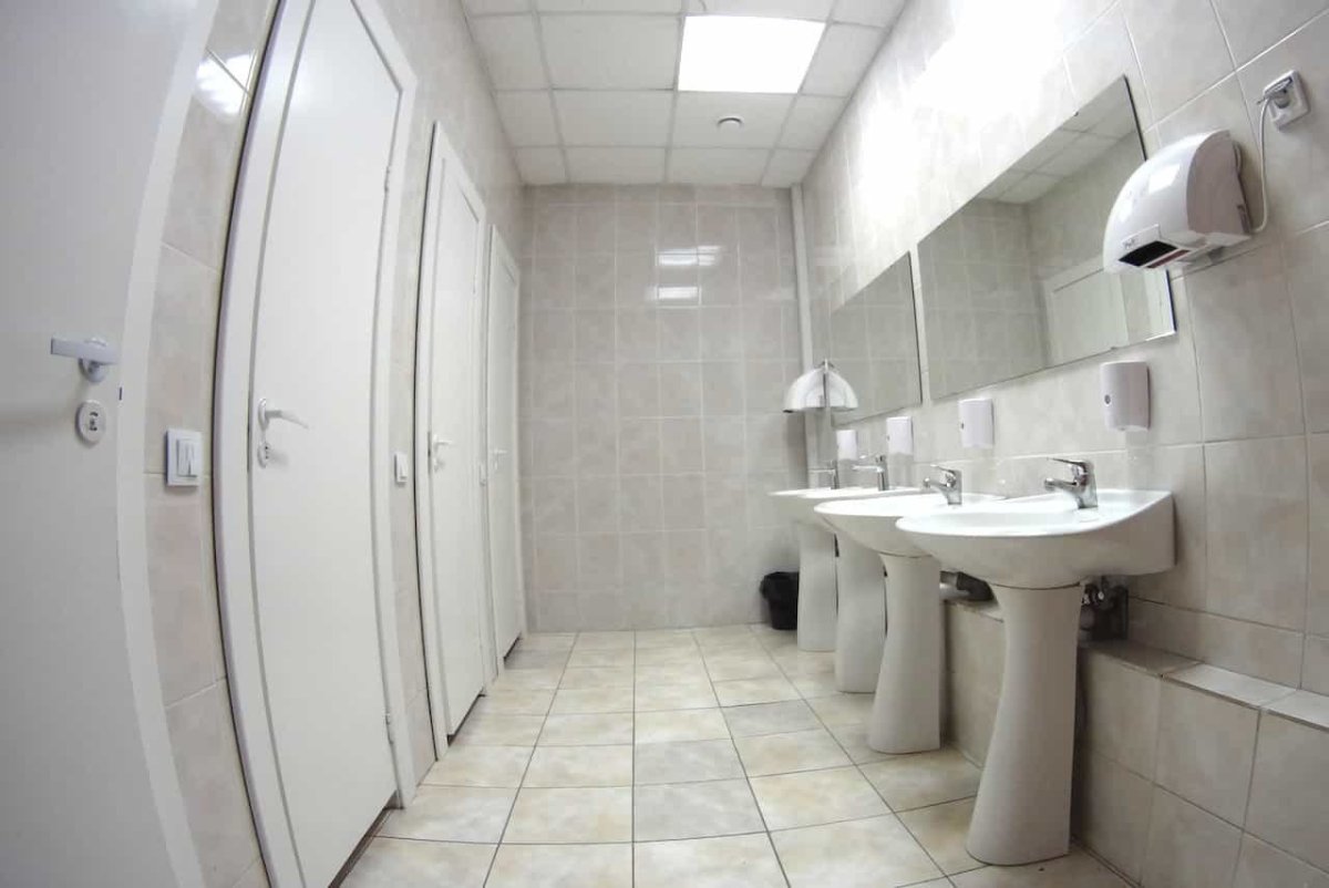 Санузел в хостеле