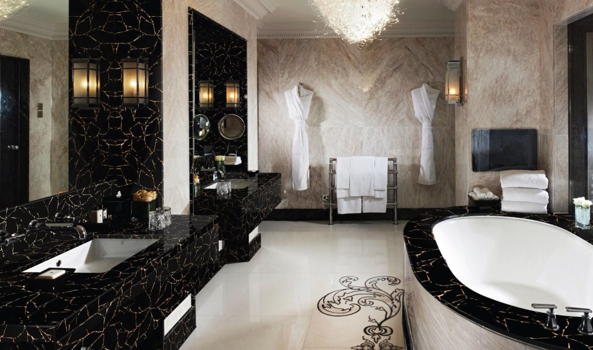 Туалет в готическом стиле