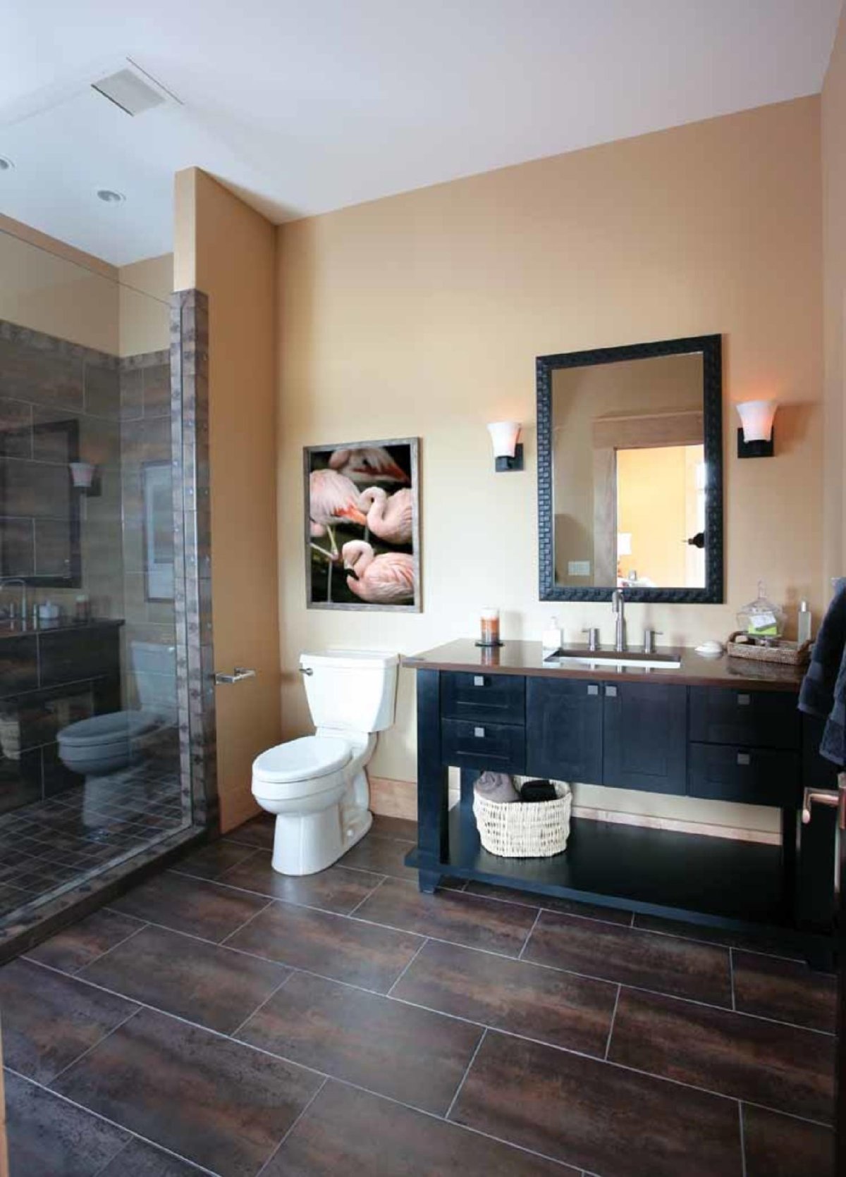 Акцентный пол в ванной