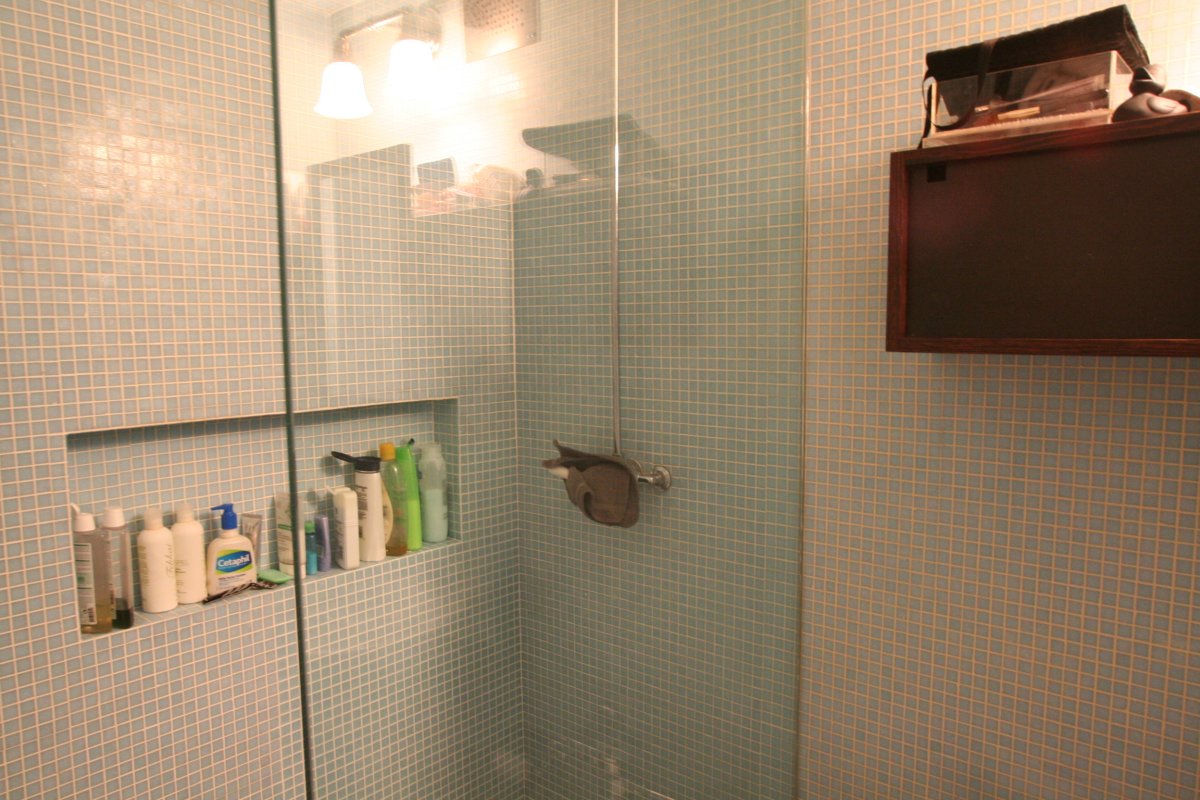 Две ниши в душевой