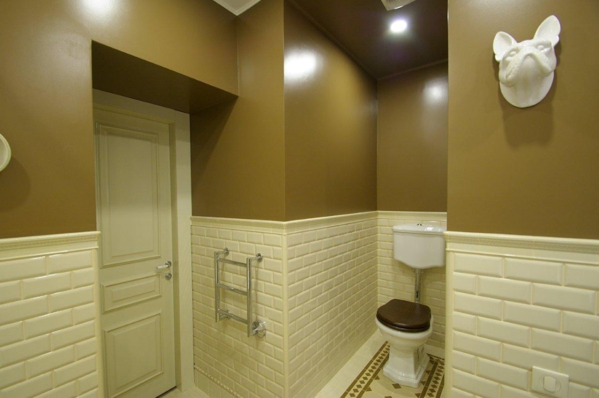 Отделка под ключ туалет панелями ПВХ