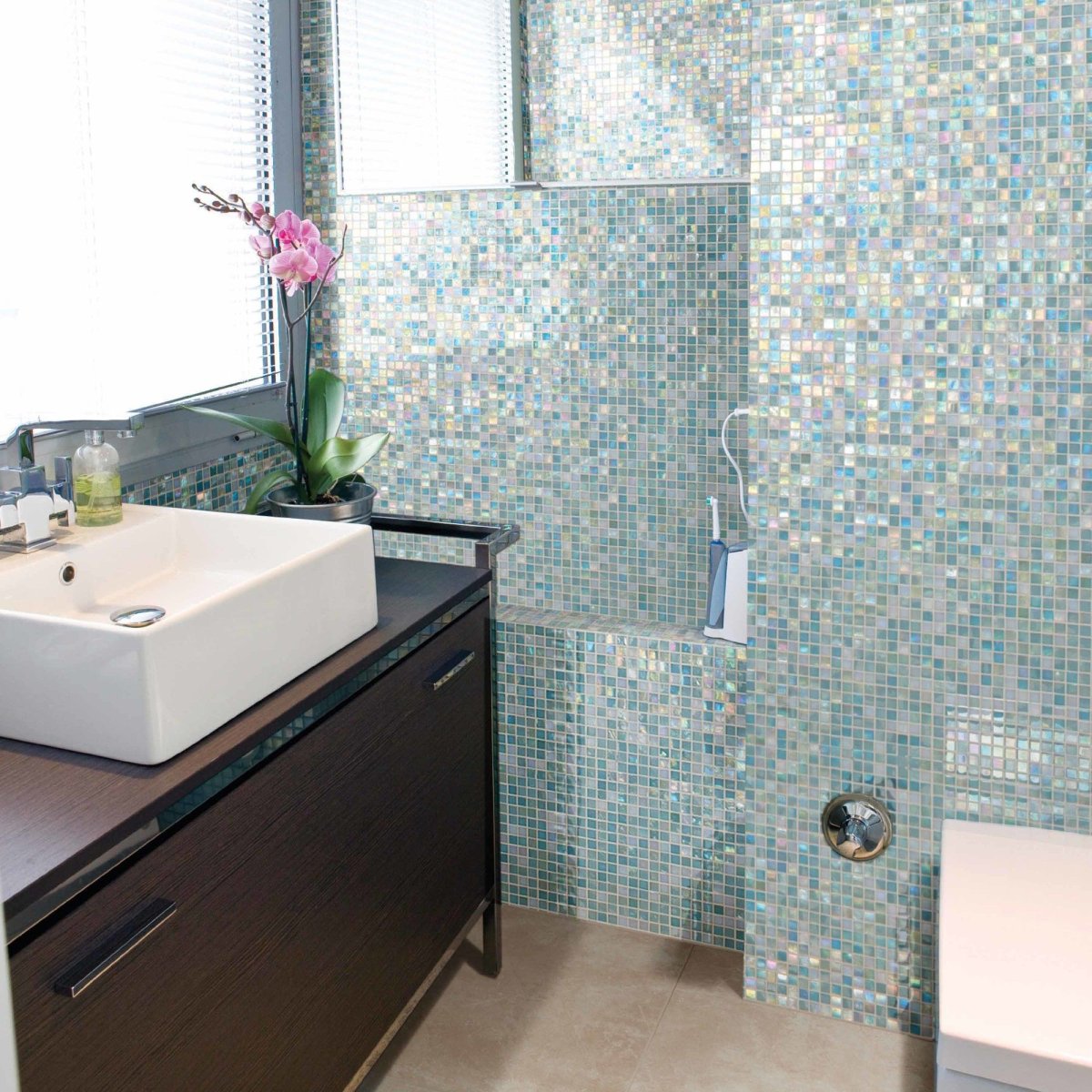 Пиксельная плитка для ванной комнаты