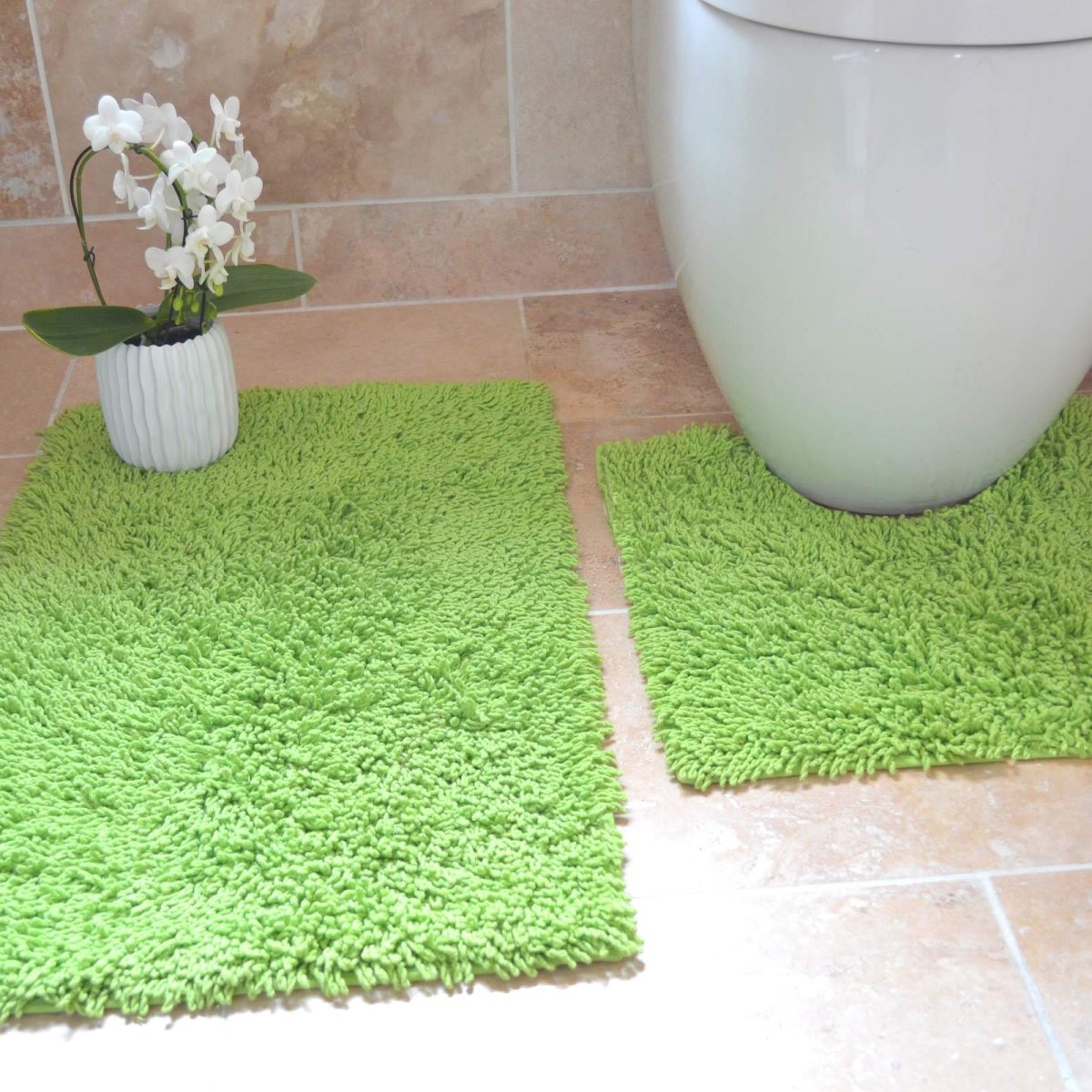 Set Beige Rug in Bathroom в хрущёвке