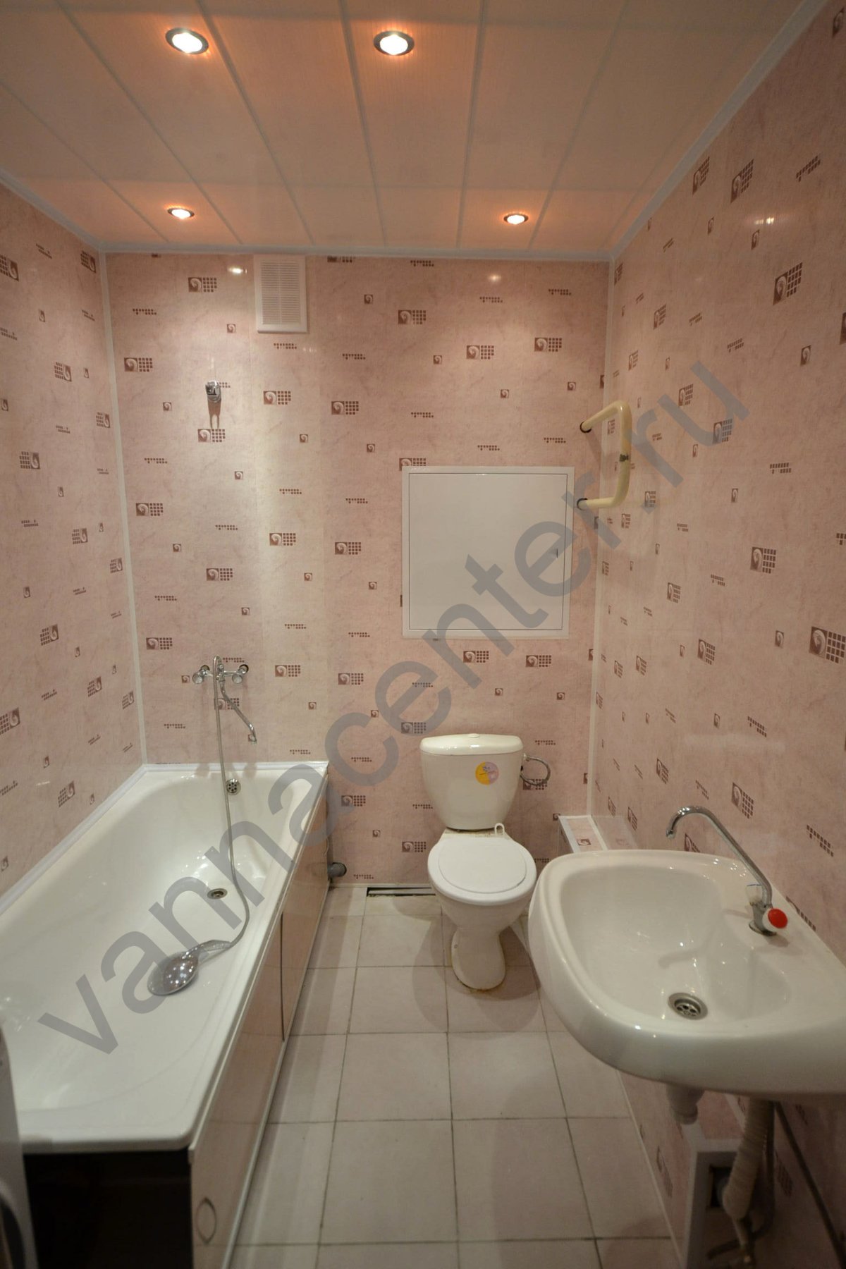 Ванная комната с панелями ПВХ бежевая