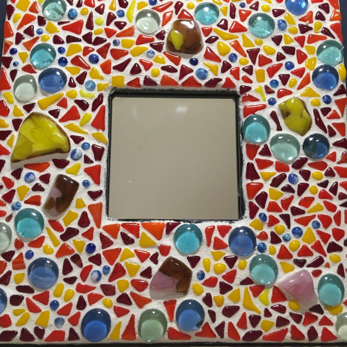 Зеркало в ванную в плитку