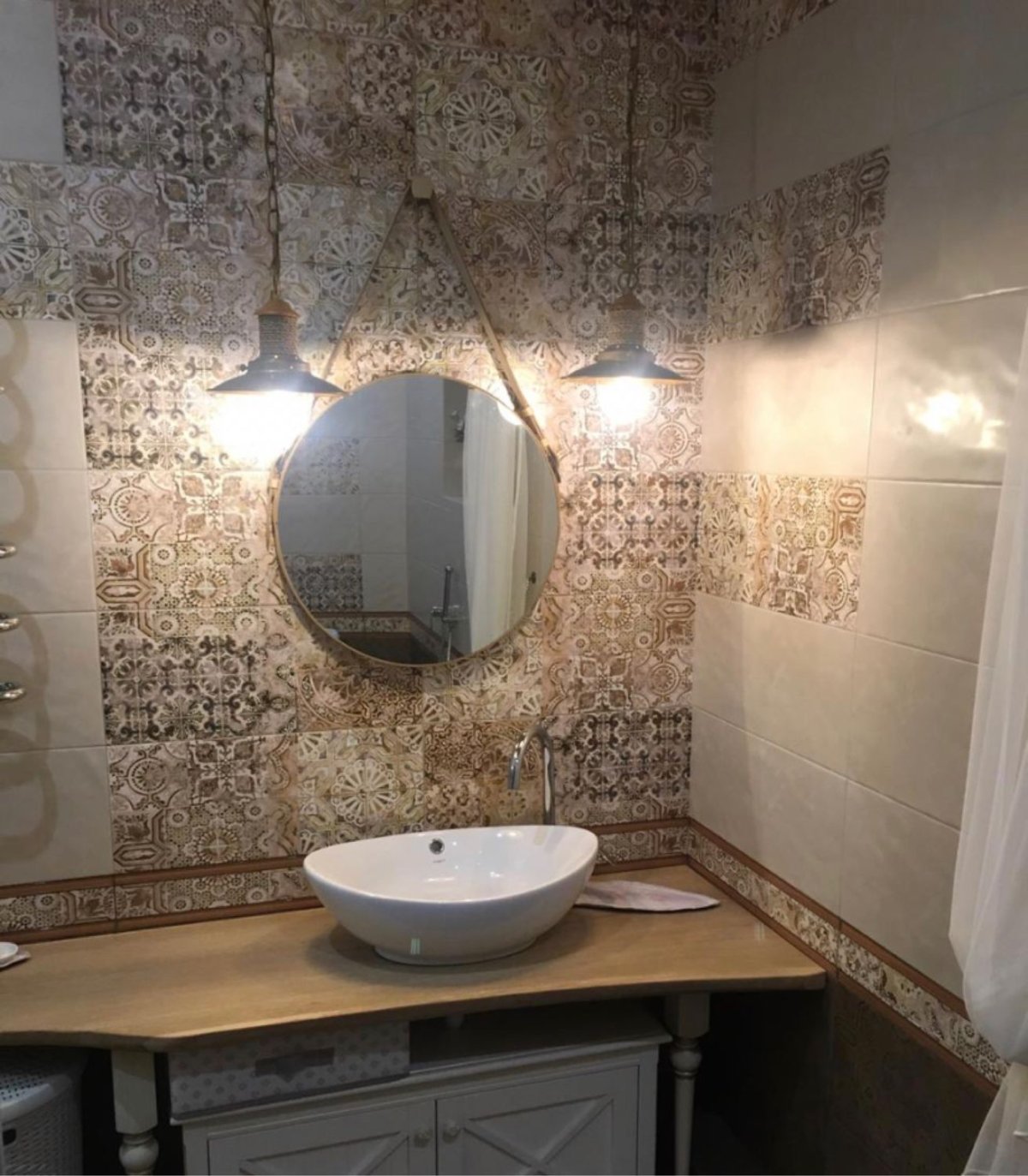 Рама для зеркала из мозаики