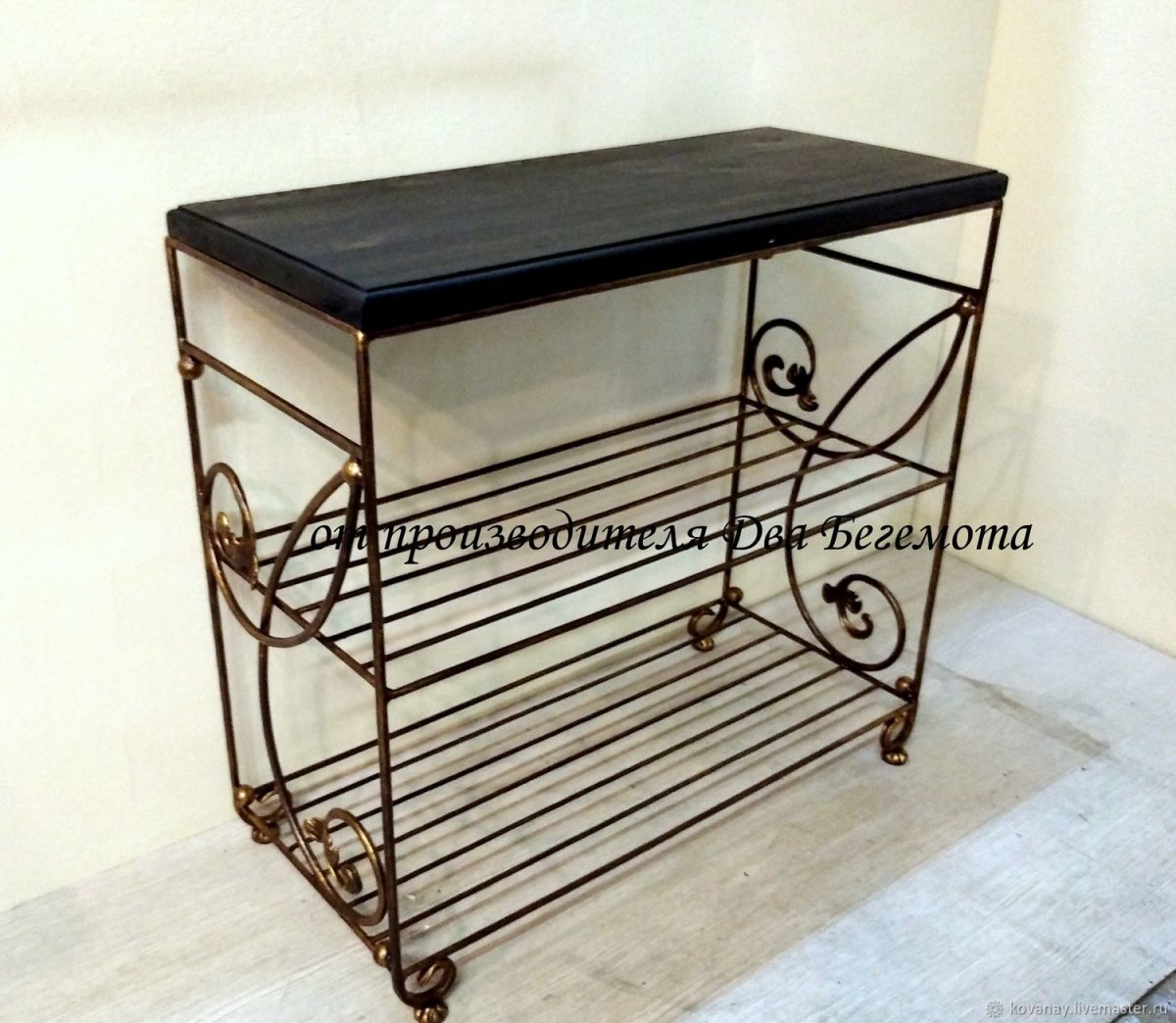 Кованная полка на кухню