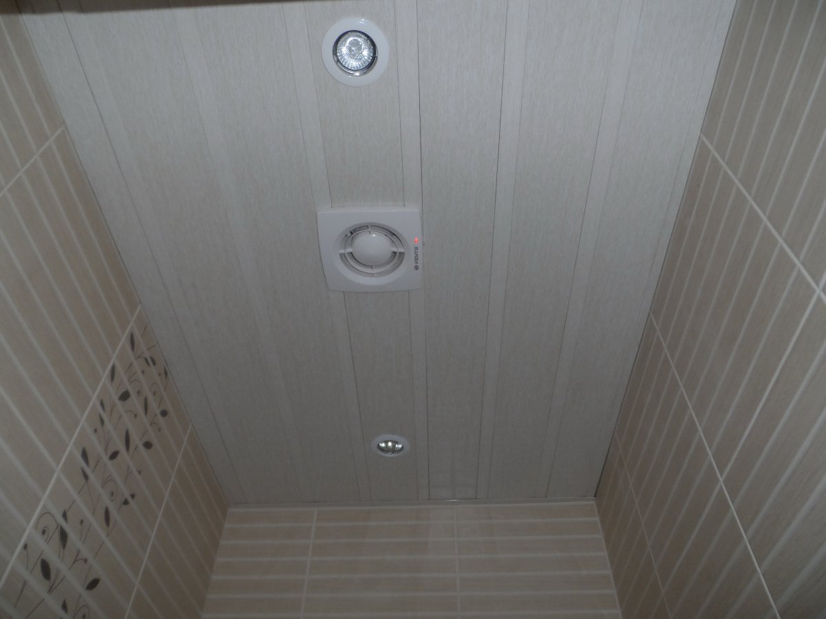 Отделка туалета панелями МДФ