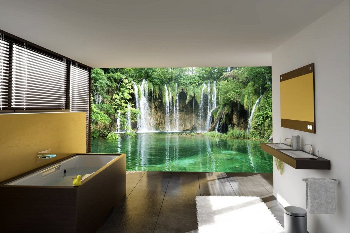 Стеклянное панно в ванную комнату